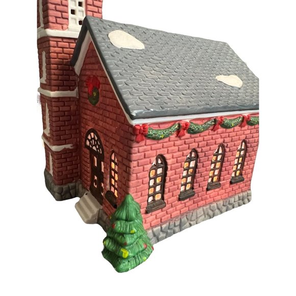 Holiday Expressions Dickens Collectibles Porcelain Lighted Church 6' cord Works - Picture 6 of 6